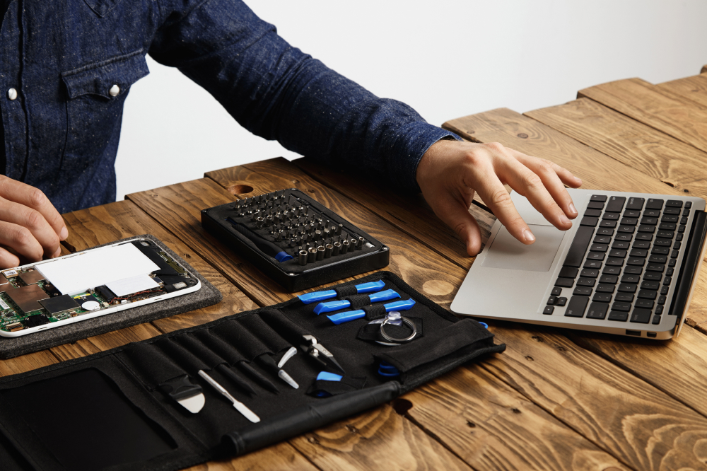 Refurbished laptops have bad batteries